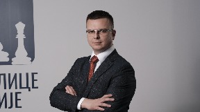 SNS bezobrazno rasipa pare